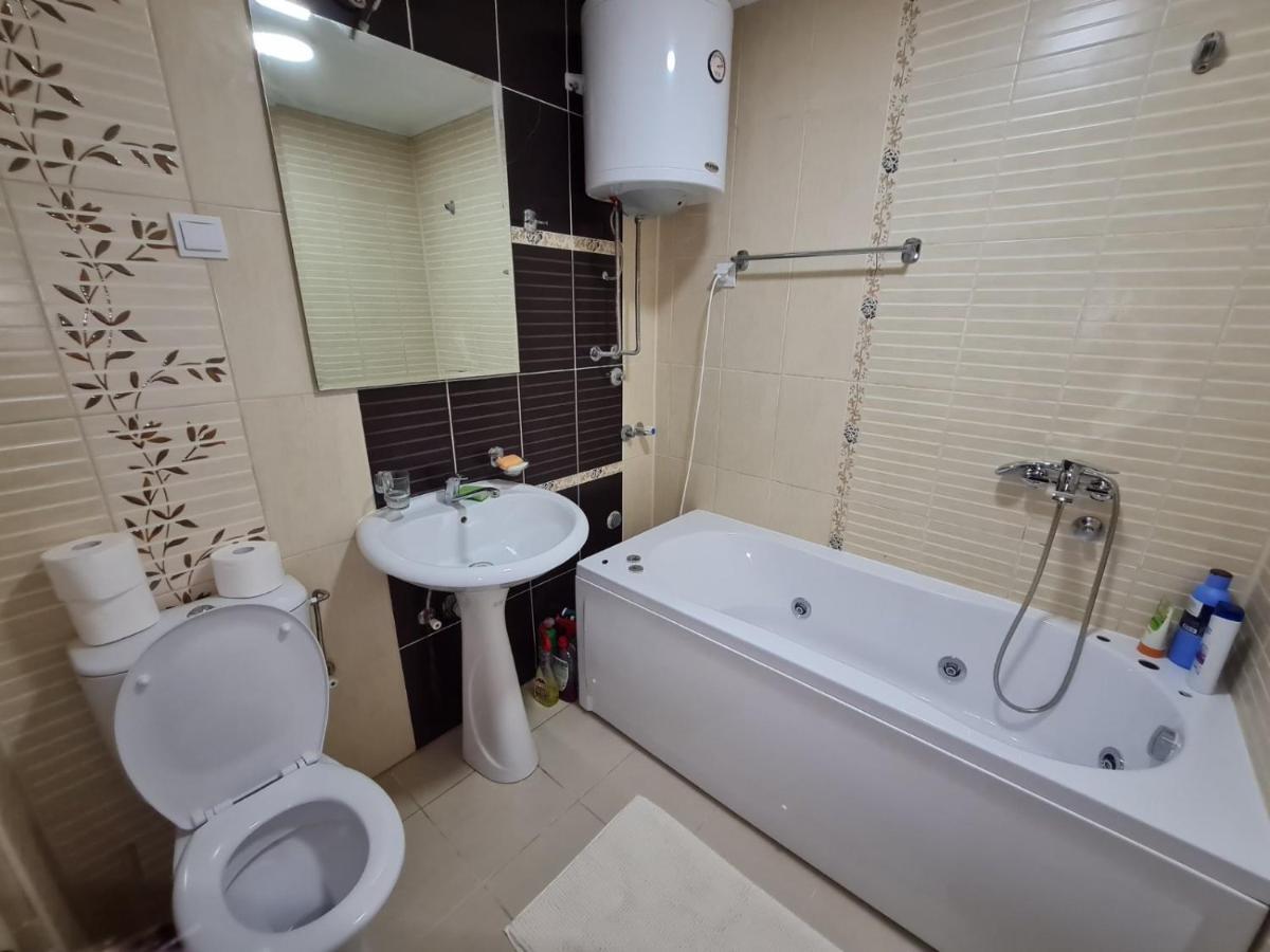 Lux Apartment Rose 2 60M2 كراغوييفاك المظهر الخارجي الصورة