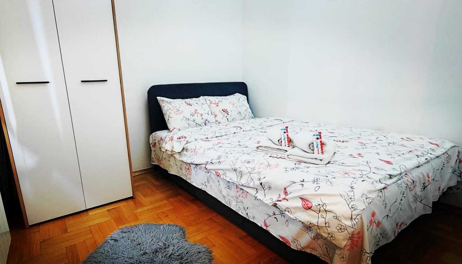 Lux Apartment Rose 2 60M2 كراغوييفاك المظهر الخارجي الصورة